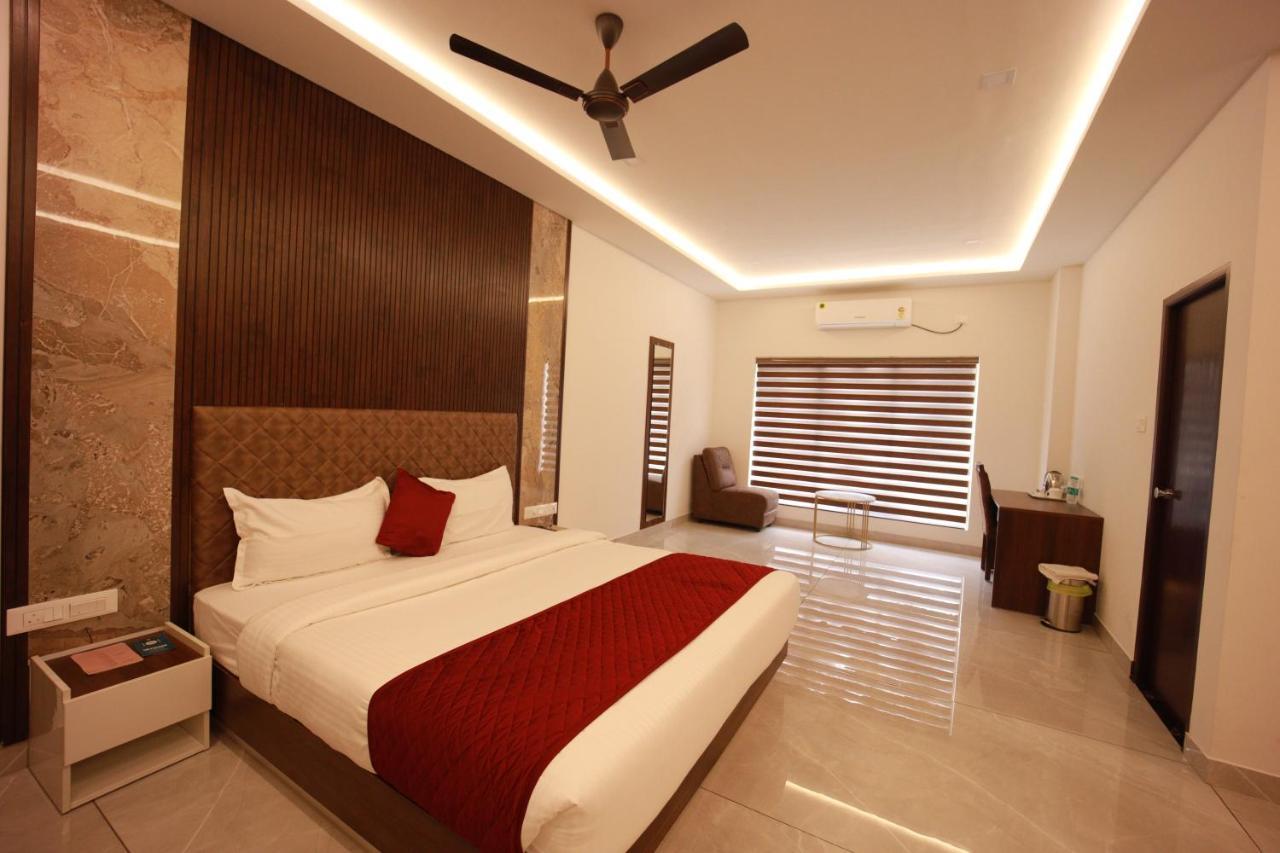 Bliss Regency Business Hotel Palakkad Exterior foto